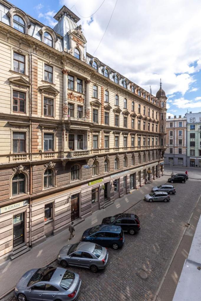Kalnina Street Studio Apartment Ryga Zewnętrze zdjęcie