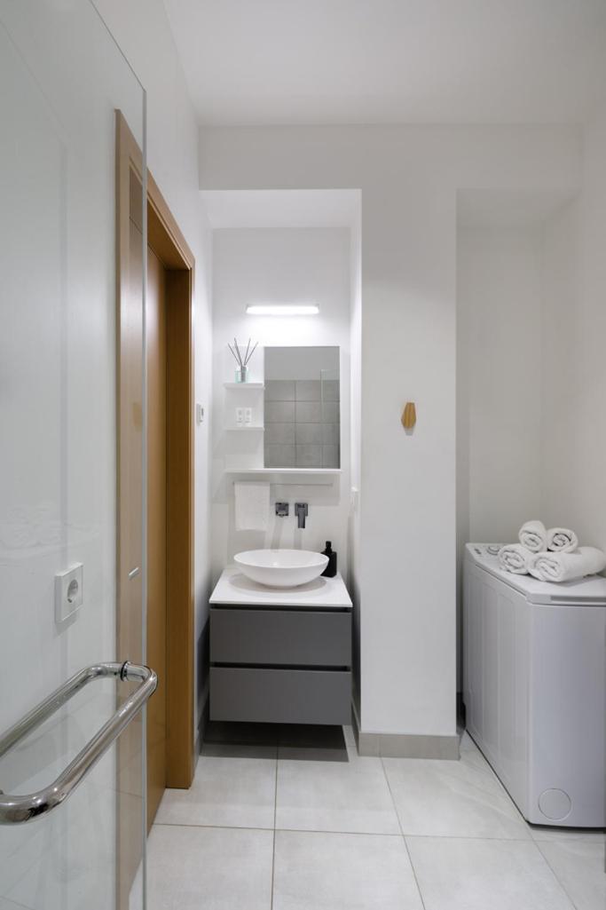 Kalnina Street Studio Apartment Ryga Zewnętrze zdjęcie