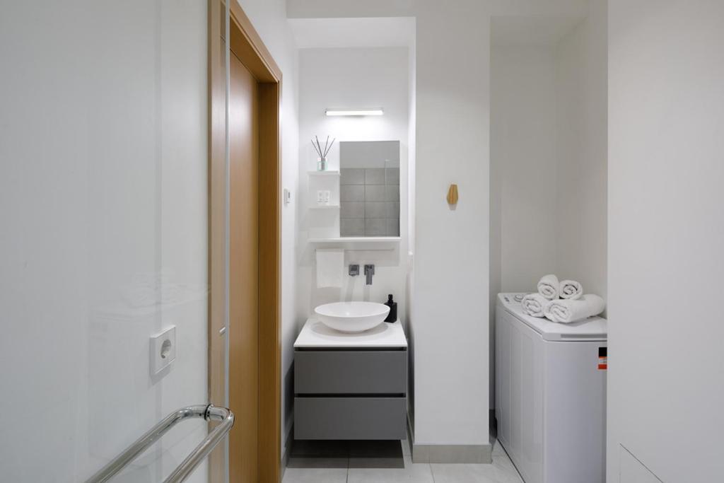 Kalnina Street Studio Apartment Ryga Zewnętrze zdjęcie